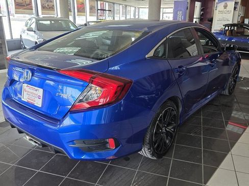 Used 2019 Honda Civic Sport image 6