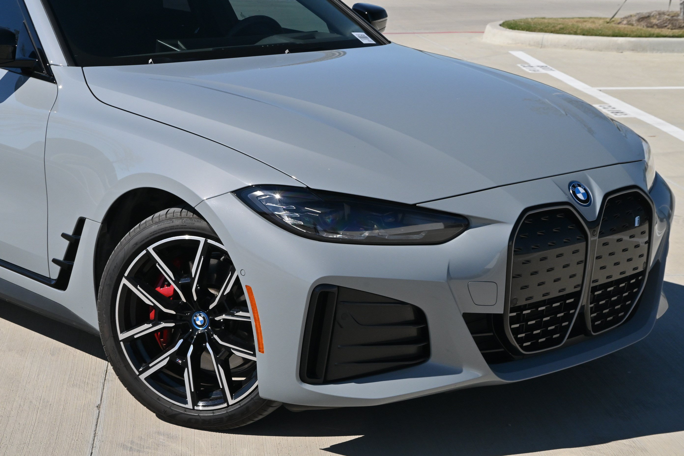 Certified 2024 BMW i4 eDrive40 w/ M Sport Package RWD image 9
