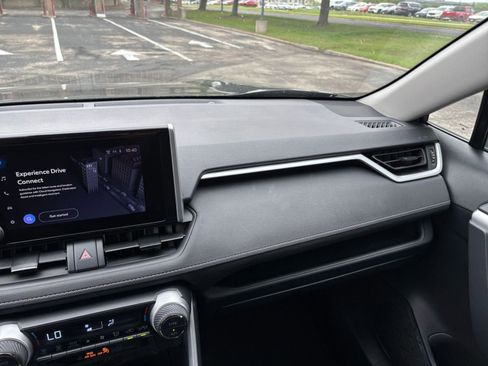 Used 2025 Toyota RAV4 LE image 30