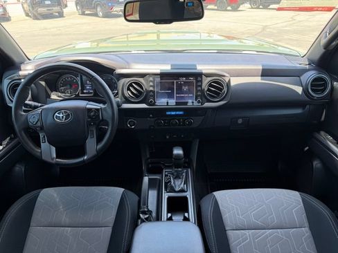 Used 2022 Toyota Tacoma TRD Sport RWD image 16