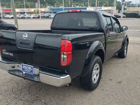 Used 2012 Nissan Frontier S RWD image 3