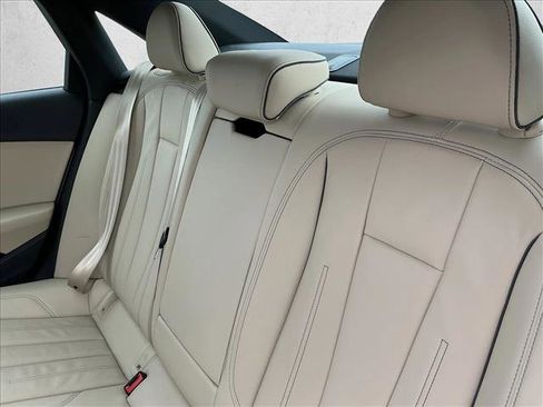 Used 2023 Audi A4 2.0T Premium w/ Convenience Package image 14