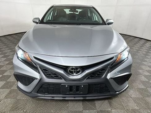 Used 2024 Toyota Camry SE FWD image 8