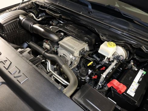 Used 2019 RAM 1500 Limited image 36