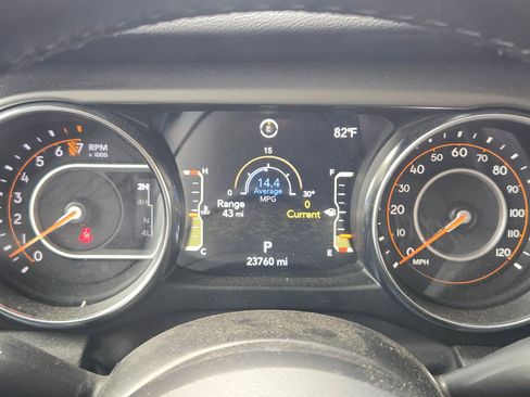Used 2022 Jeep Gladiator Sport AWD/4WD image 11