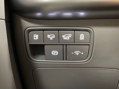 New 2026 Hyundai Ioniq 9 SE image 12