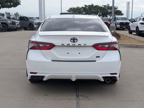Used 2024 Toyota Camry SE FWD image 6