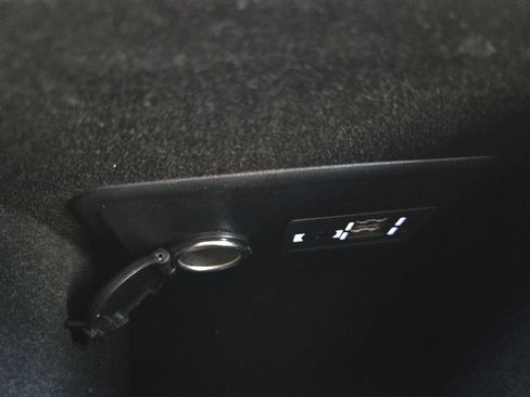 Used 2015 Lexus LS 460 w/ Comfort Package image 42