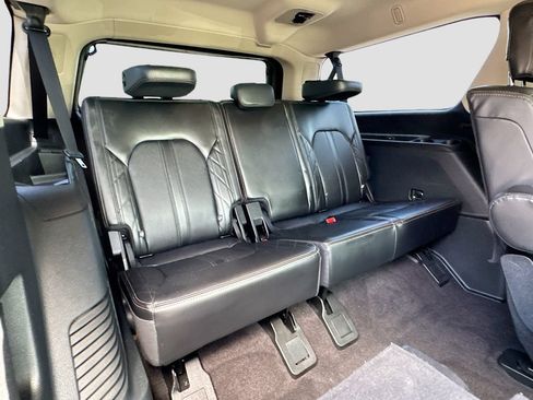 Certified 2021 Ford Expedition Max Platinum AWD/4WD image 32