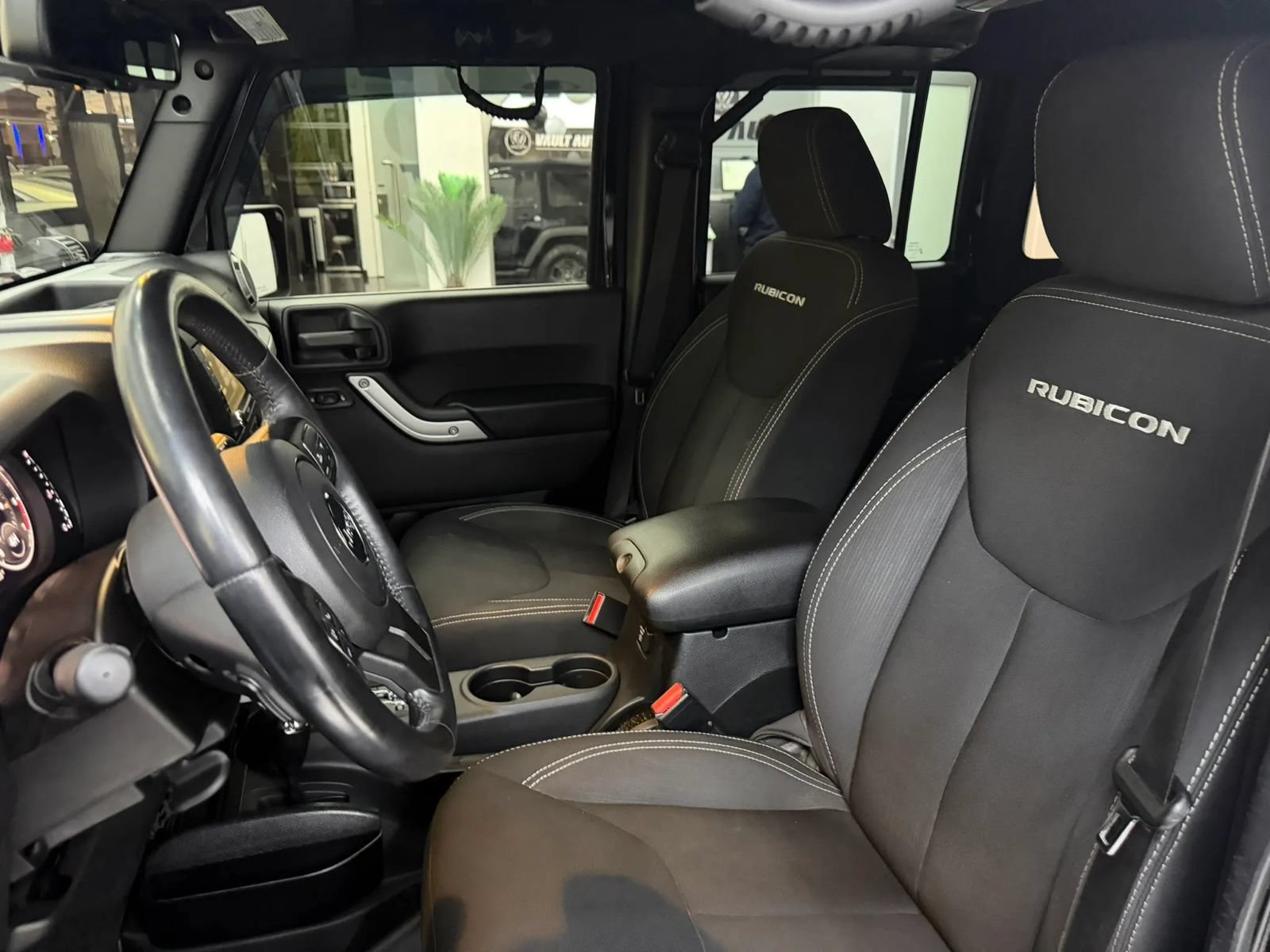 Used 2016 Jeep Wrangler Unlimited Rubicon w/ Dual Top Group AWD/4WD image 5