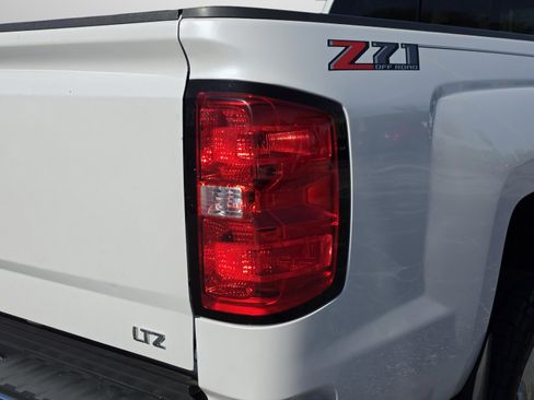 Used 2019 Chevrolet Silverado 2500 LTZ w/ Duramax Plus Package image 14