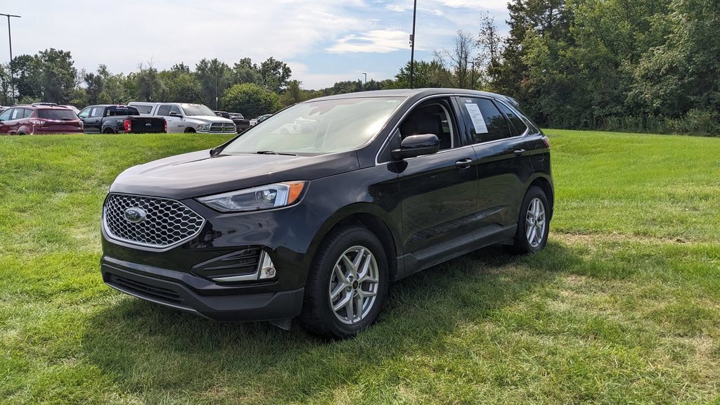 Certified 2023 Ford Edge SEL w/ Convenience Package AWD/4WD image 7