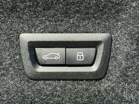 New 2026 BMW 430i Coupe w/ M Sport Package image 11