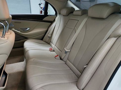 Used 2014 Mercedes-Benz S 550 Sedan image 25