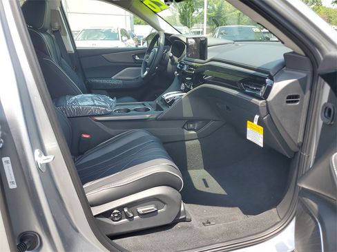 New 2026 Acura MDX w/ Advance Package image 4