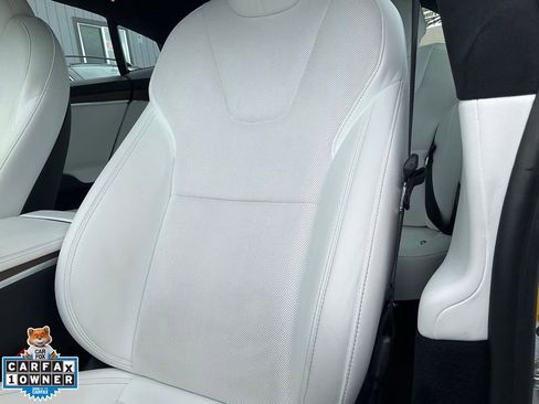 Used 2022 Tesla Model S AWD/4WD image 18
