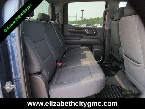 Used 2023 Chevrolet Silverado 1500 LT AWD/4WD image 19