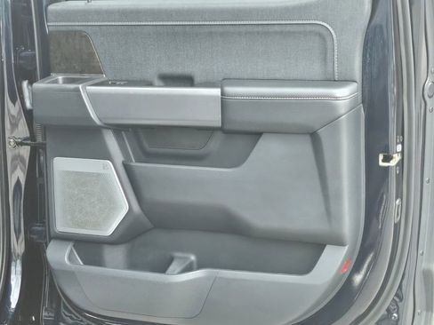 Used 2022 Ford F150 Lariat w/ Equipment Group 502A High AWD/4WD image 40