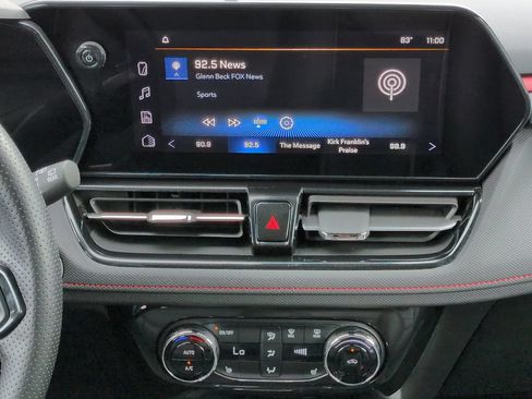 Used 2024 Chevrolet TrailBlazer RS w/ Convenience Package FWD image 18