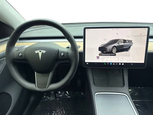 Used 2023 Tesla Model Y Long Range AWD/4WD image 53