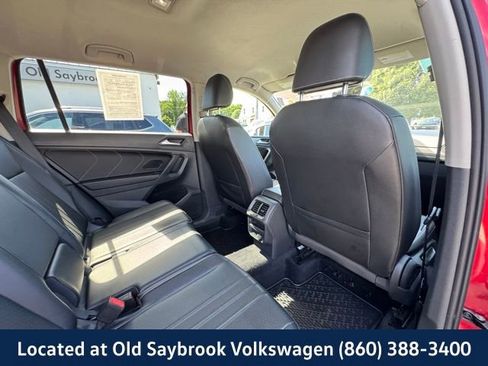 Certified 2022 Volkswagen Tiguan SE image 22