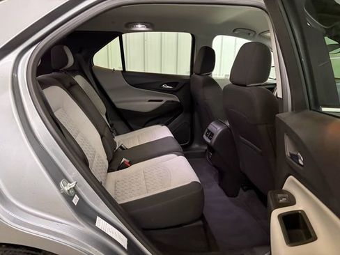 Used 2024 Chevrolet Equinox LT image 16