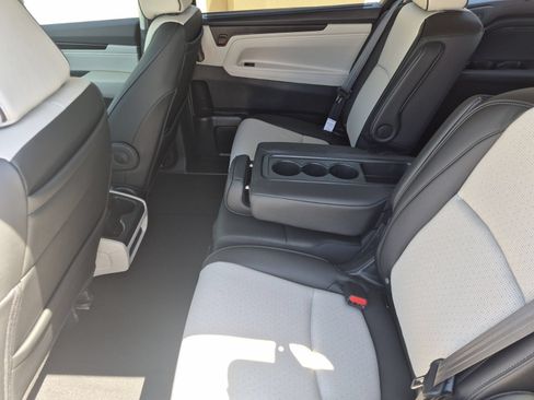 New 2026 Honda Odyssey Elite image 15