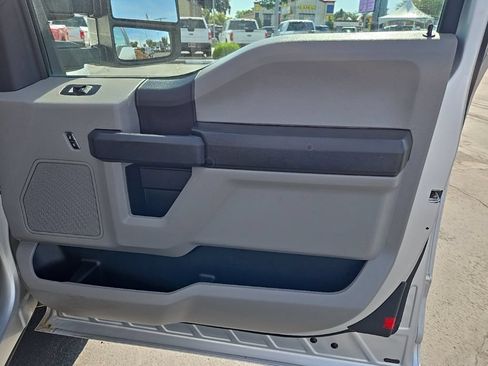 Used 2018 Ford F250 XL w/ Power Equipment Group AWD/4WD image 16