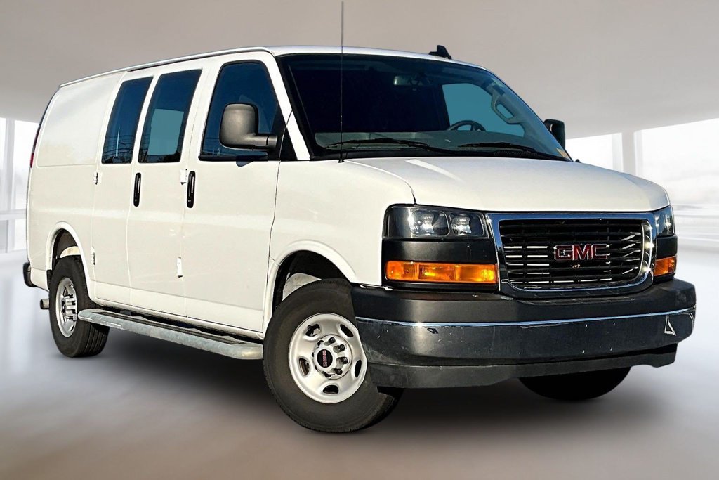 Used 2025 GMC Savana 2500 w/ Driver Convenience Package RWD image 1