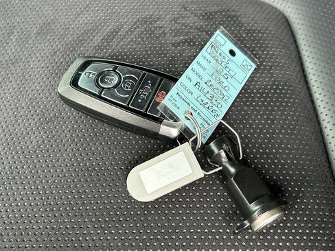 Used 2025 Ford F150 Raptor AWD/4WD image 51