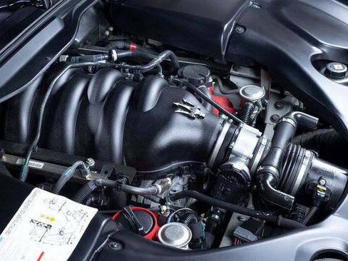 Used 2015 Maserati GranTurismo Convertible RWD image 56
