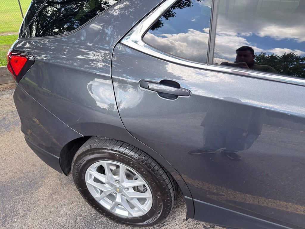 Used 2023 Chevrolet Equinox LT FWD image 12
