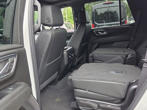 Used 2024 Chevrolet Tahoe Z71 AWD/4WD image 8