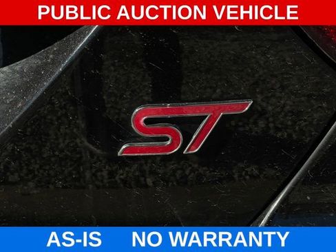 Used 2014 Ford Focus ST w/ Equipment Group 202A image 3
