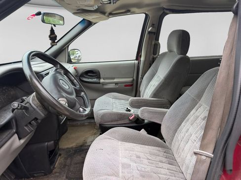 Used 2004 Pontiac Montana Extended w/ Convenience Package #2 FWD image 22