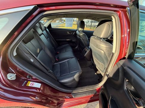 Used 2015 Toyota Avalon XLE image 16