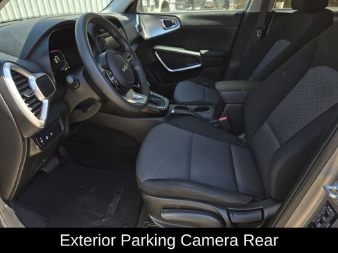 Used 2023 Kia Soul LX w/ Option Group 015 image 32