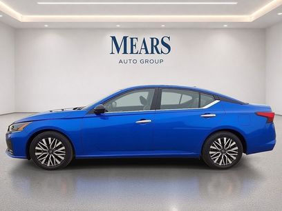 Used 2025 Nissan Altima 2.5 SV