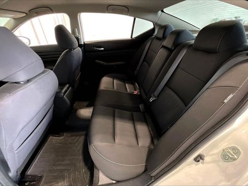 Used 2020 Nissan Altima 2.5 S image 24