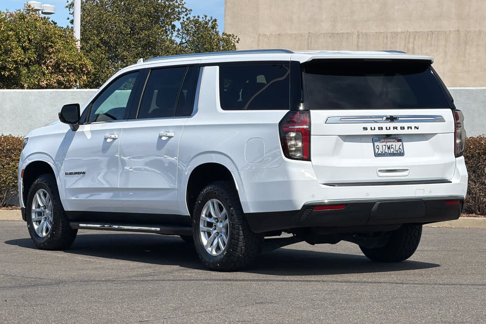 Used 2023 Chevrolet Suburban LS w/ Max Trailering Package AWD/4WD image 7