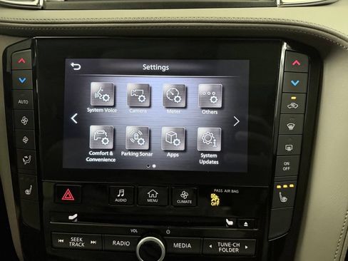 Certified 2023 INFINITI QX50 Luxe FWD image 21