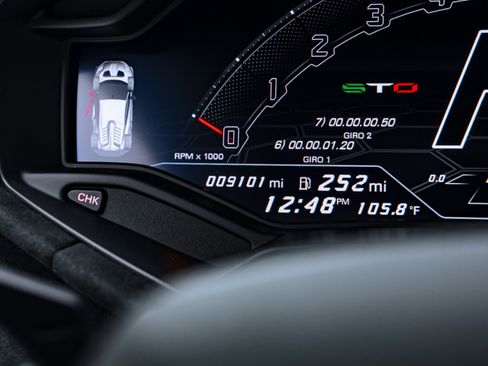 Used 2022 Lamborghini Huracan STO image 64