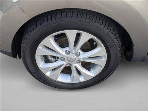Used 2016 Kia Soul + FWD image 21