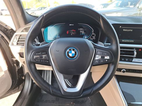Used 2022 BMW 330e xDrive w/ Driving Assistance Package image 18