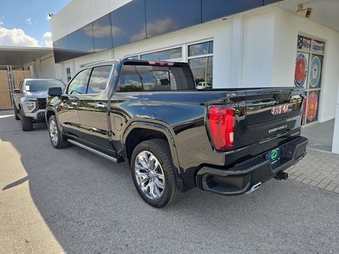 Certified 2023 GMC Sierra 1500 Denali w/ Denali Reserve Package AWD/4WD image 4