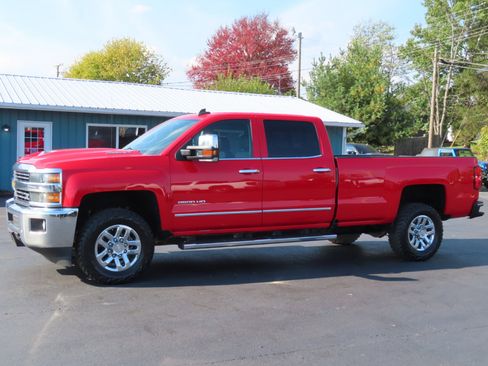 Used 2018 Chevrolet Silverado 2500 LTZ w/ Duramax Plus Package image 2