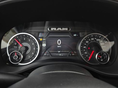 New 2026 RAM 1500 Express AWD/4WD image 19