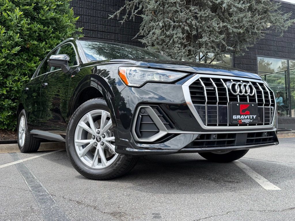 Used 2021 Audi Q3 2.0T Premium w/ Convenience Package AWD/4WD image 8
