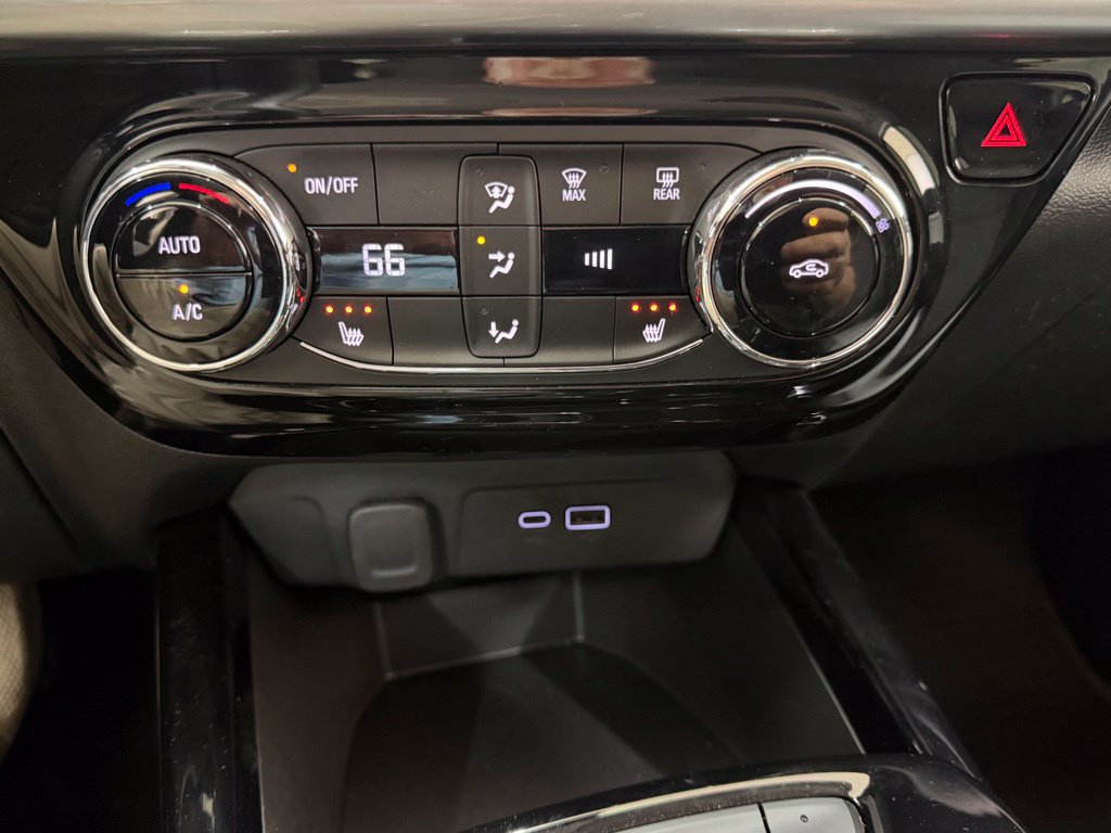 Used 2026 Chevrolet Trax LT w/ Driver Confidence Package FWD image 27