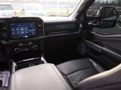 Used 2023 Ford F350 Lariat w/ Lariat Ultimate Package image 25